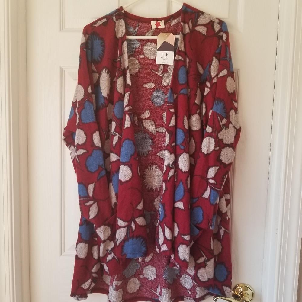 Sz 3x Drape Front Pocket Cardigan